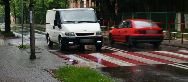 Kiedy i jak używać świateł dziennych?