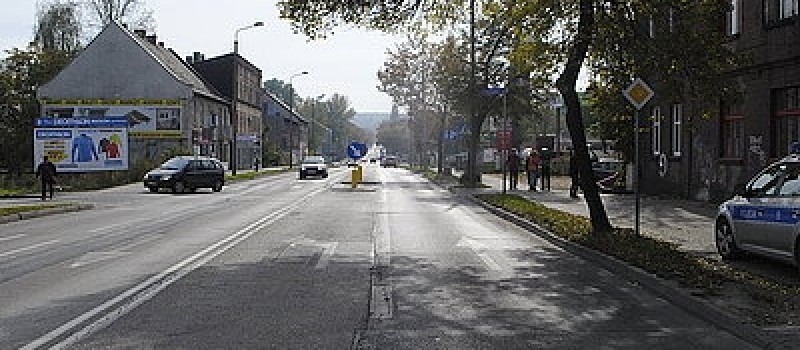 Wypadek na ul. 1 Maja. Poszukiwany motocyklista.