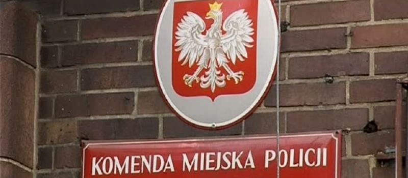 Zatrzymali poszukiwanego 45-latka, znaleźli przy nim amfetaminę