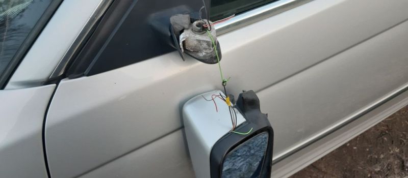 Zniszczył lusterka w ośmiu samochodach