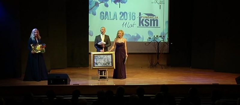 Szpektakel na binie - dlo spůmogi fundacje