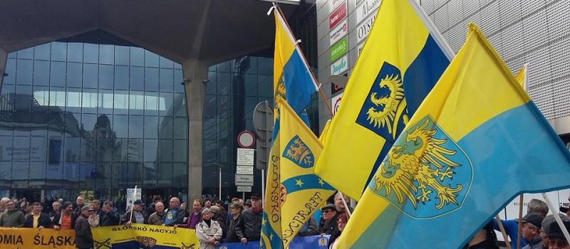 Niemy protest Ślązaków w Katowicach