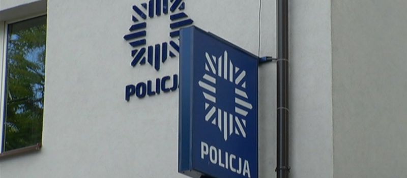 Wandale przestawili znaki drogowe