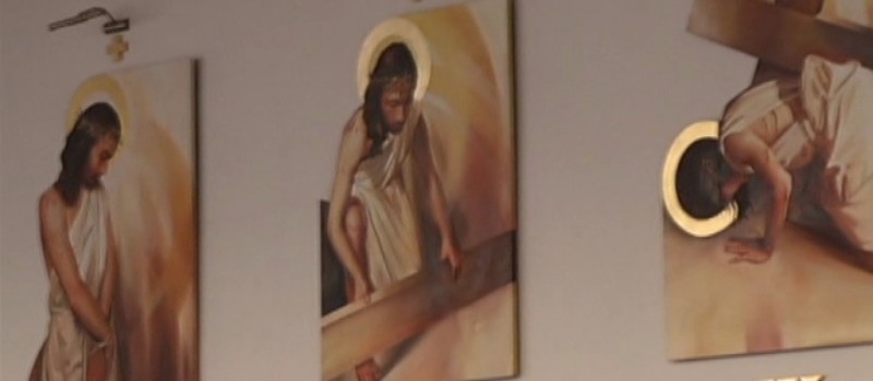 WIELKANOC CORAZ BLIŻEJ. GDZIE PO POMOC I CO Z KOMUNIKACJĄ?