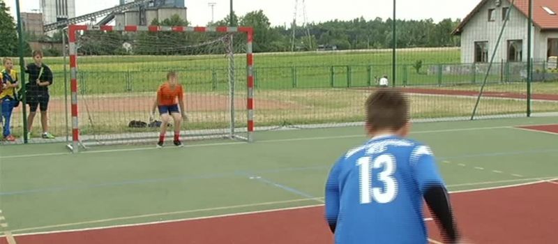 Piłkarskie powitanie lata w Kłodnicy