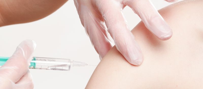 Amerykanie będą testować szczepionkę na koronawirusa