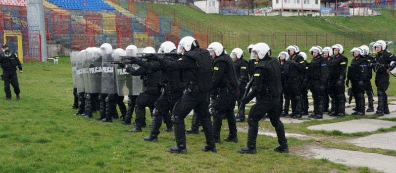 MUNDUROWI ĆWICZYLI NA STADIONIE