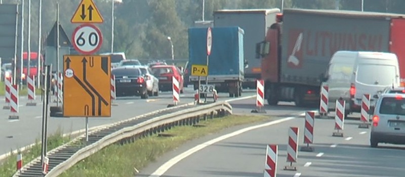 NOGA Z GAZU. ROBOTY NA A4