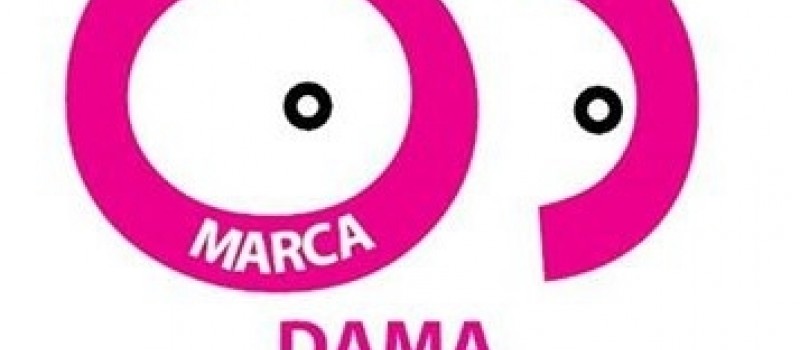 DAMA W BIBLIOTECE