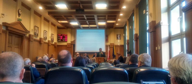 Nadzwyczajna Sesja Rady Miasta Ruda Śląska ws. polityki mieszkaniowej
