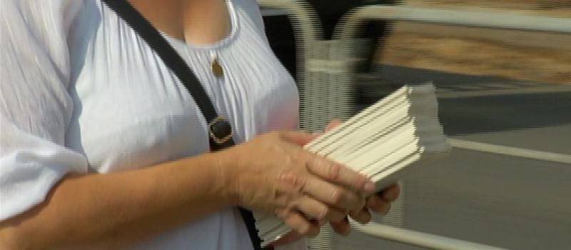 Konstytucja rozdawana na ulicach Rudy Śląskiej