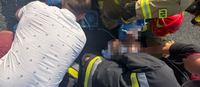 Policjanci uratowali życie kierowcy, który zasłabł na A4
